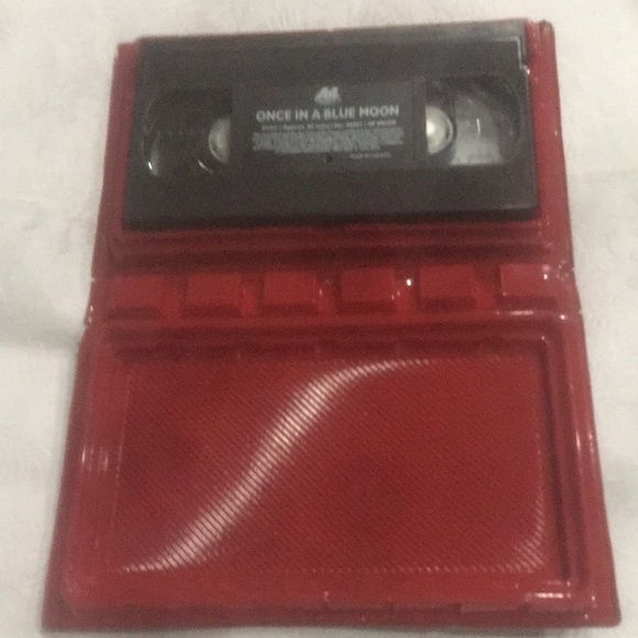 VTG. 1995 VHS#96041 Video Tape. ONCE IN A BLUE MOON. Children’s. - Picture 8 of 9